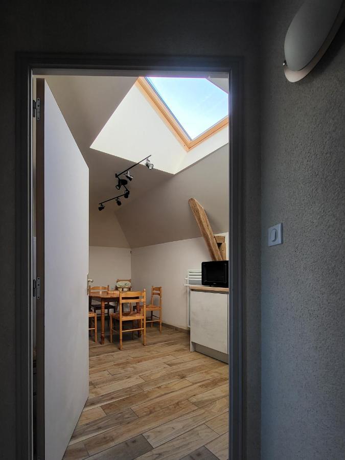Le Logis des Chons à la campagne à Saint hilaire du Bois - Lys Haut Layon Le Plessis  Extérieur photo
